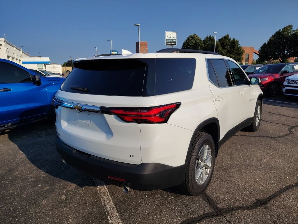 2023 Chevrolet Traverse LT Cloth