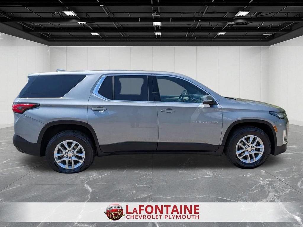 2023 Chevrolet Traverse LS