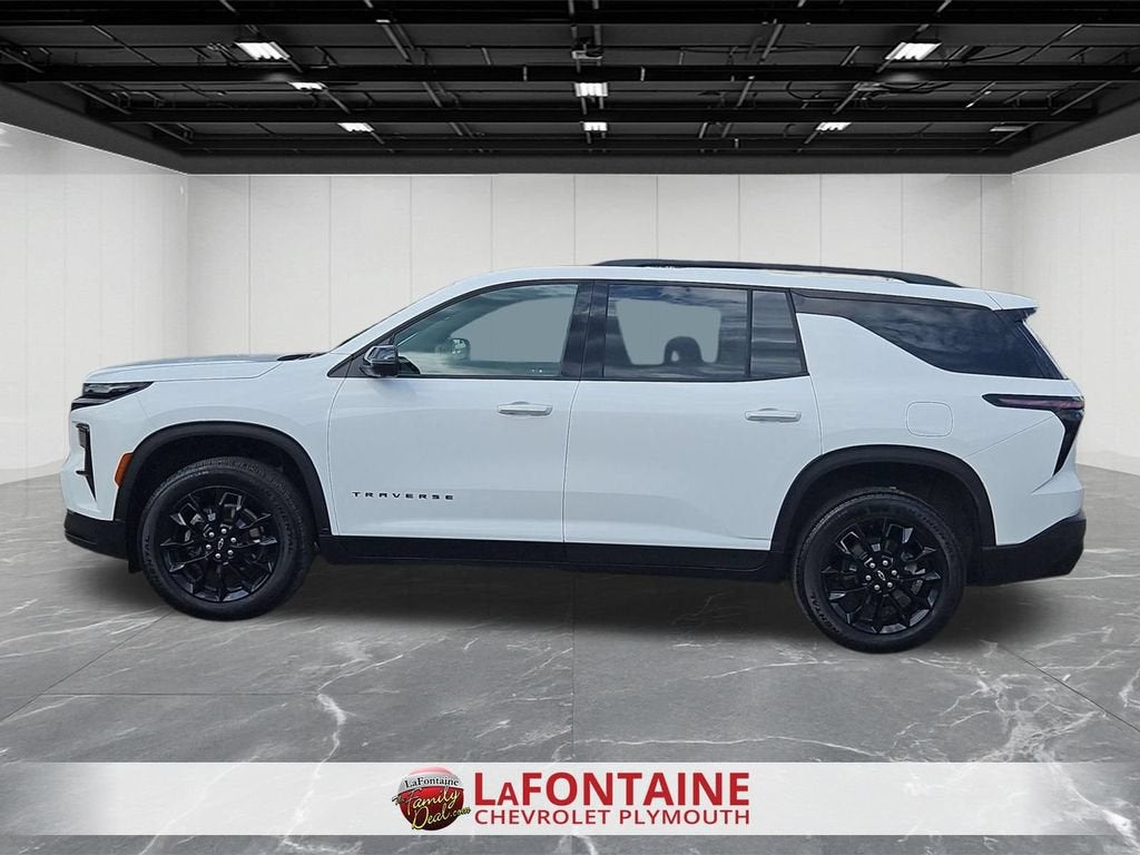 2024 Chevrolet Traverse LT