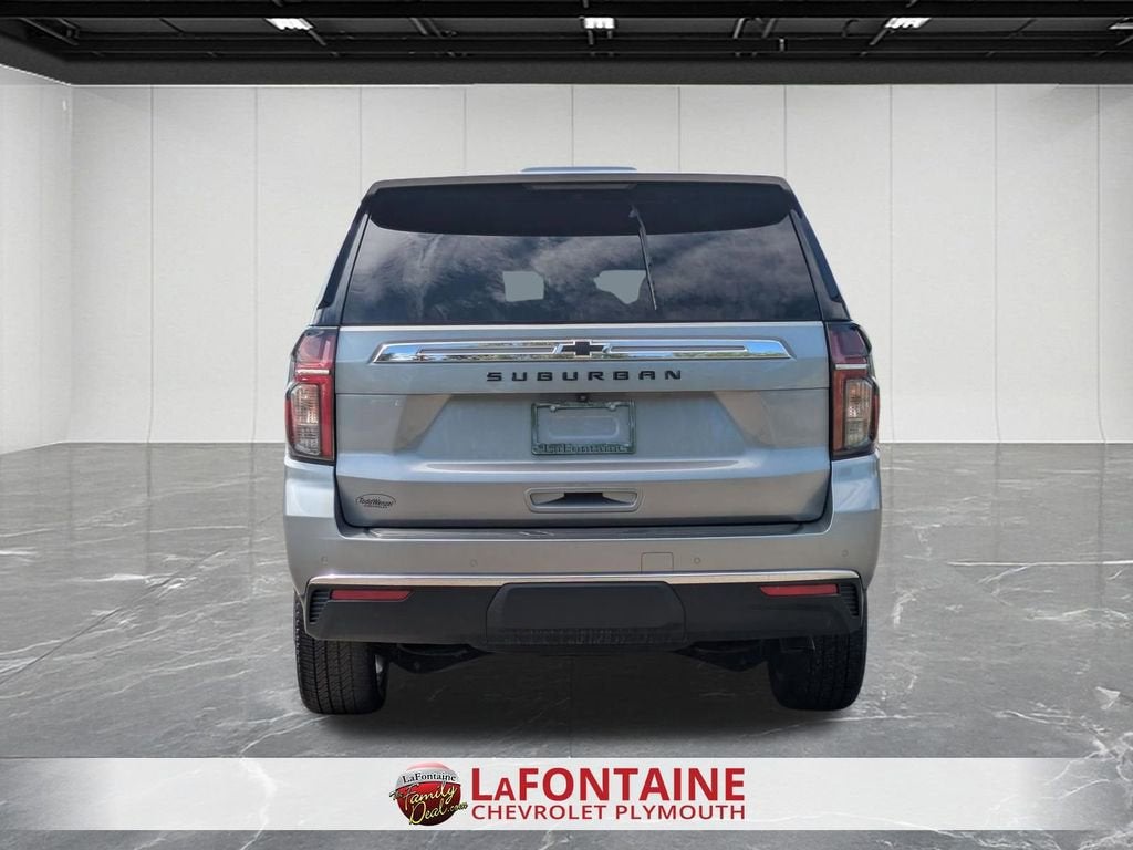 2023 Chevrolet Suburban LS