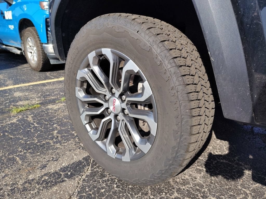 2023 GMC Canyon Denali
