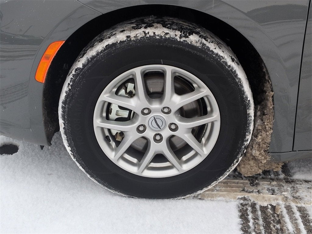 2025 Chrysler Pacifica Select