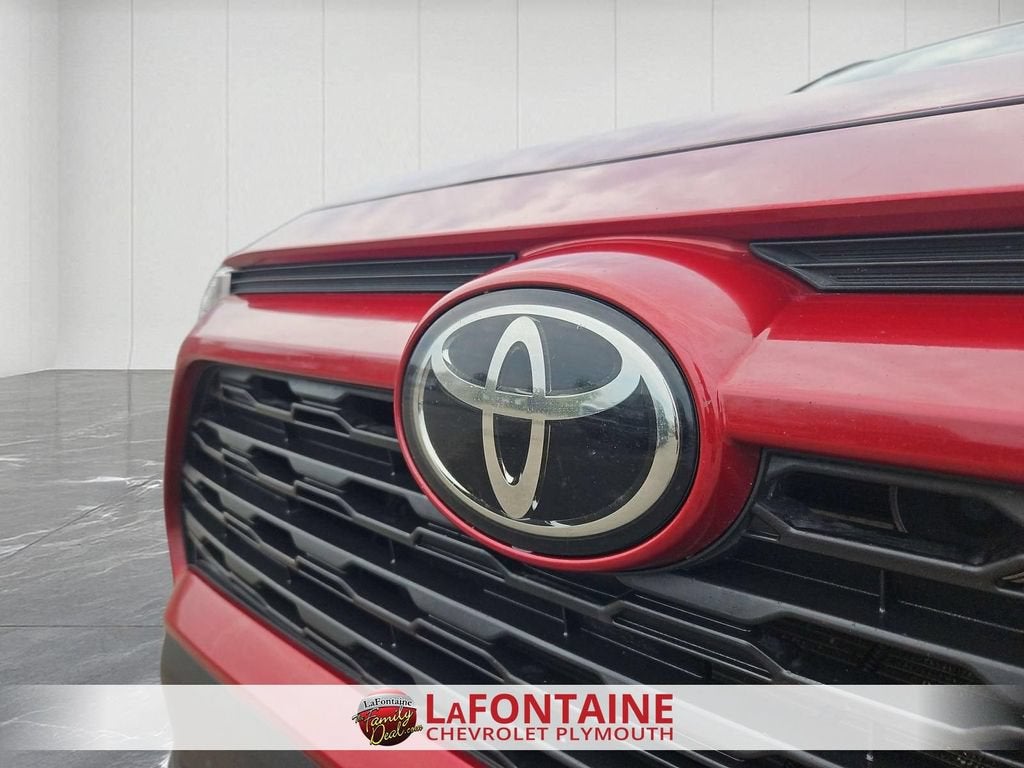 2022 Toyota RAV4 XLE