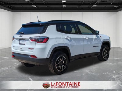 2025 Jeep Compass Trailhawk 4x4