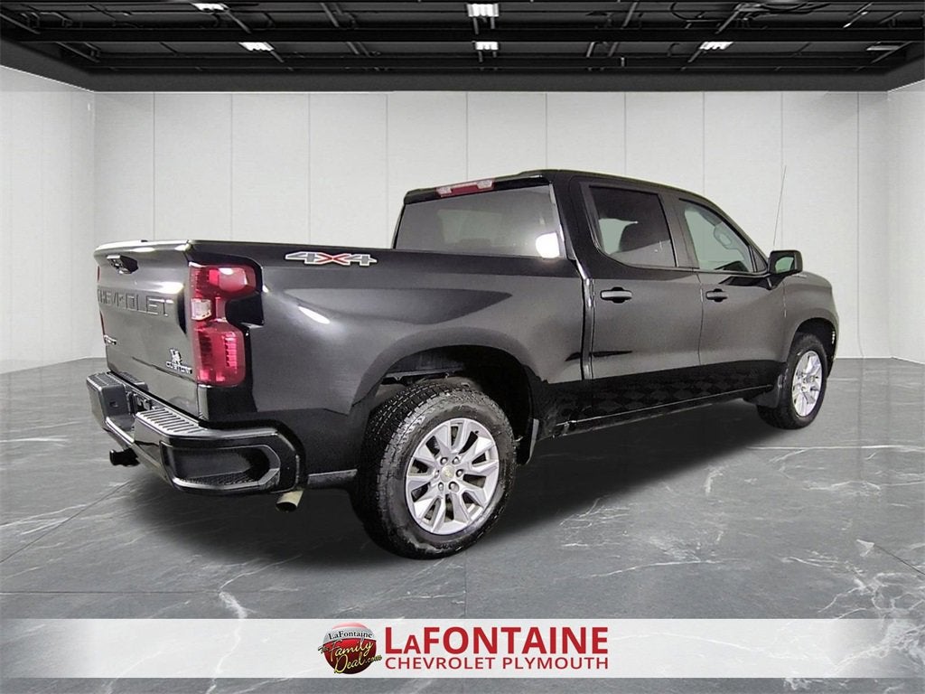 2022 Chevrolet Silverado 1500 Custom