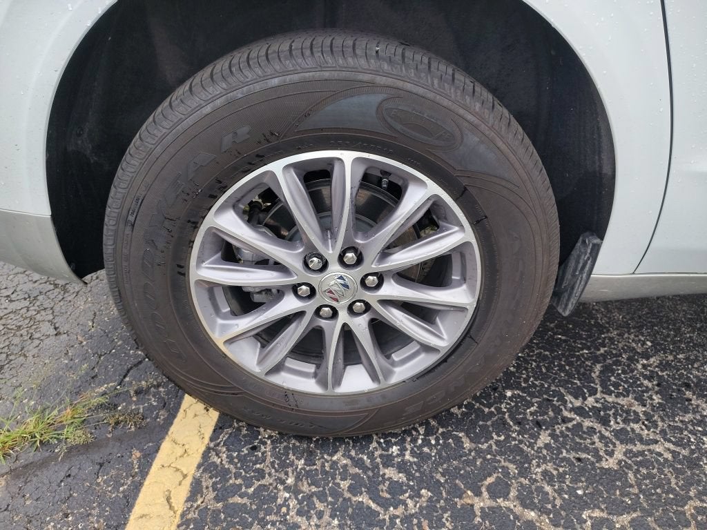 2024 Buick Enclave Essence