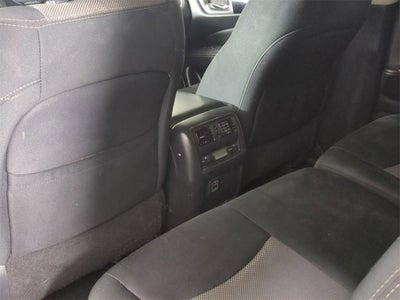 2018 Nissan Pathfinder SV