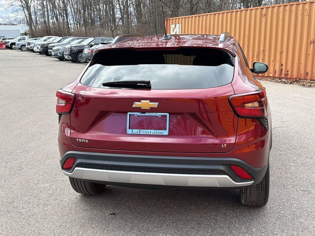 2025 Chevrolet Trax LT