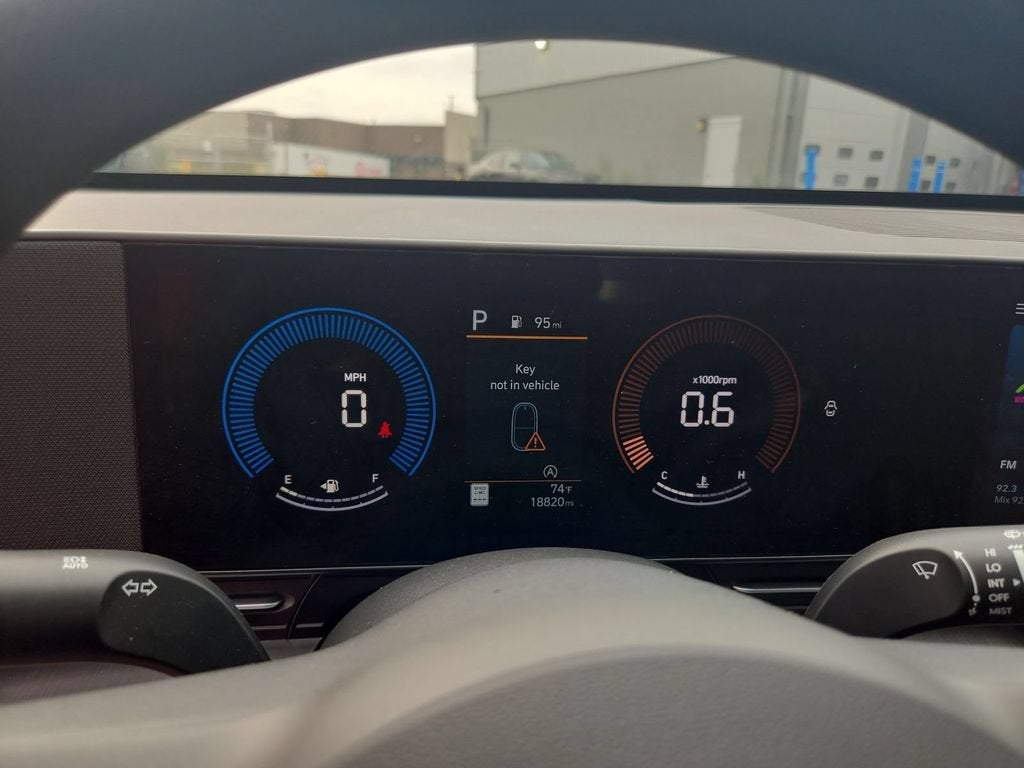 2025 Hyundai Kona SE