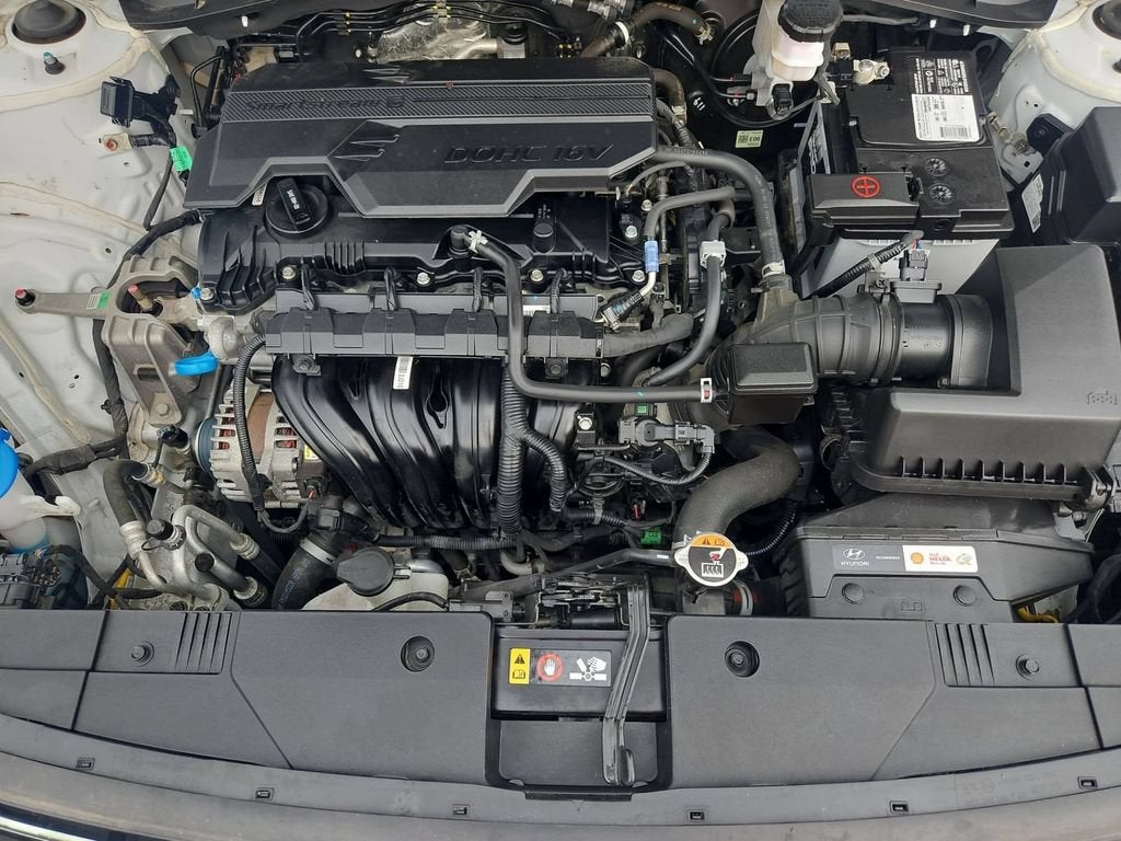2025 Hyundai Kona SE