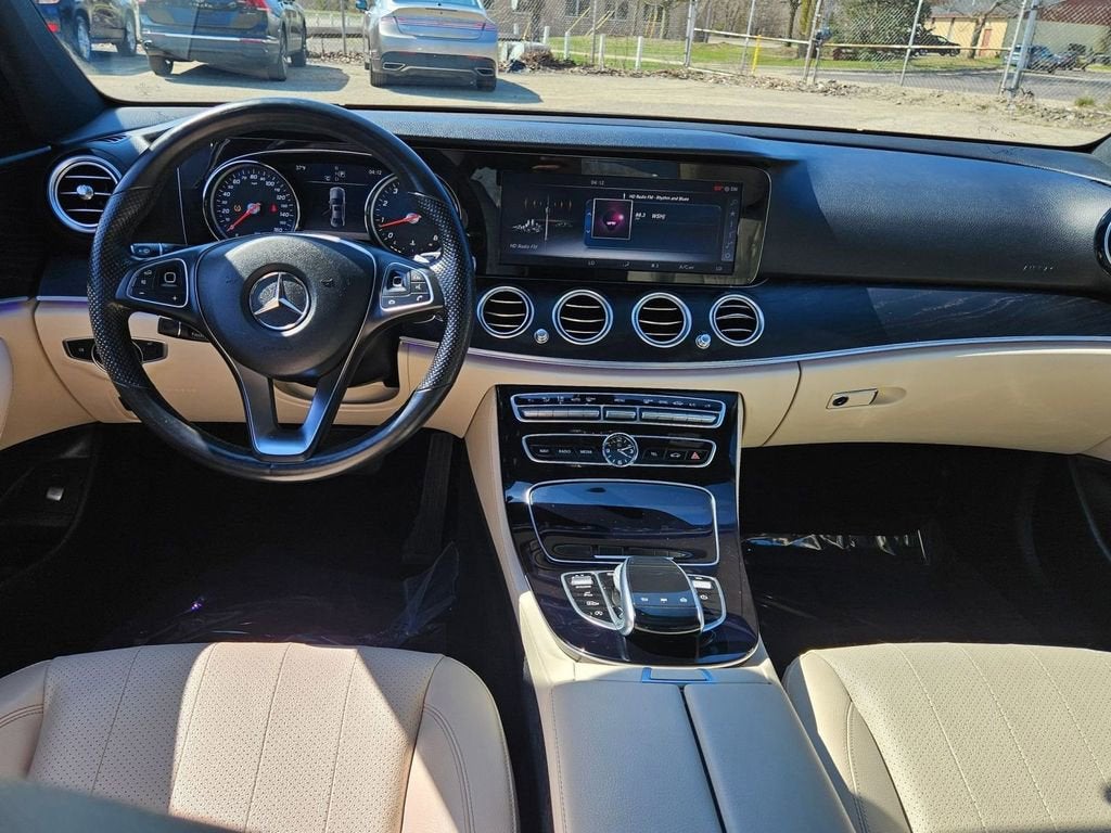 2017 Mercedes-Benz E 300 4MATIC®